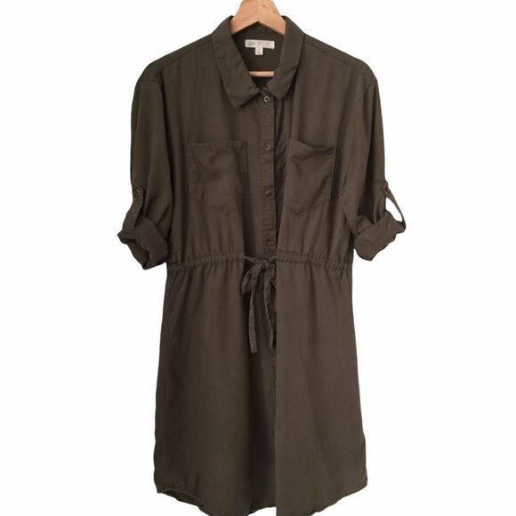 Love, Fire Olive Green Dress Shirt with Collar in Women Size Small - Picture 1 of 9